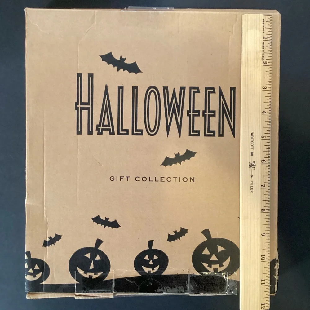 VTG AVON 1997 Halloween Welcome Wooden Door Hanger. - Picture 11 of 14